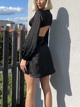 Lana satin dress - black kjoler May 